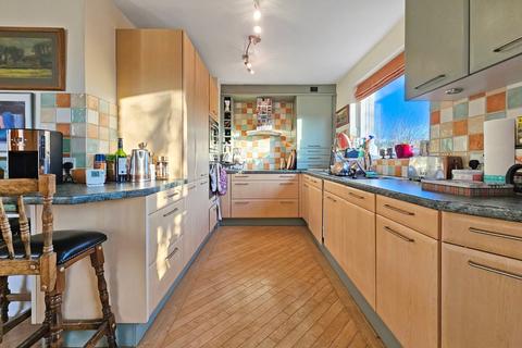 3 bedroom apartment for sale, Gough Way, Cambridge CB3