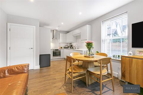 2 bedroom apartment for sale, Baker Street, Weybridge, Surrey, KT13