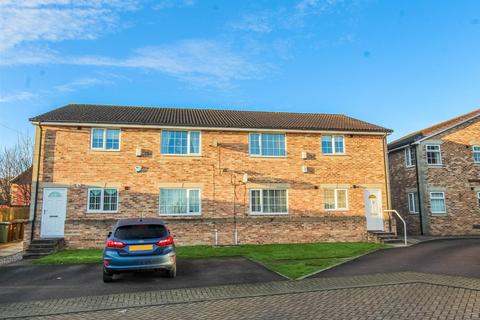 2 bedroom flat for sale, Ashwood Court, Gawthorpe WF5