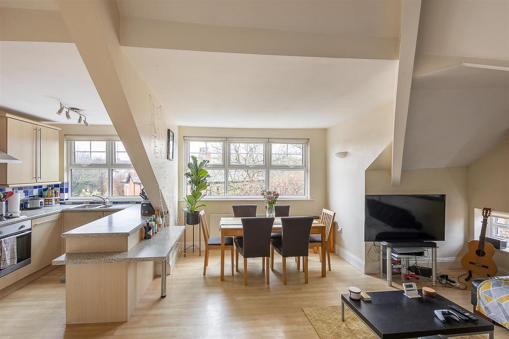 Open Plan Kitchen Diner &amp; Living Space