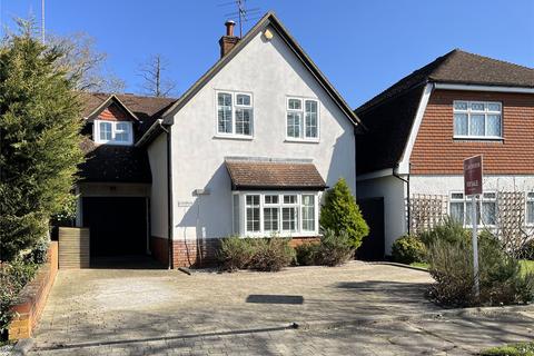 3 bedroom detached house for sale, Woodlands Drive, Sunbury-On-Thames, TW16