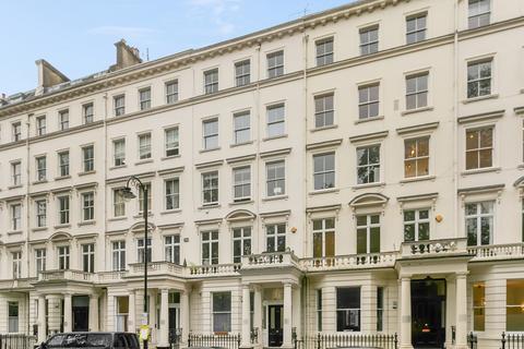 3 bedroom flat for sale, Stanhope Gardens, London, SW7