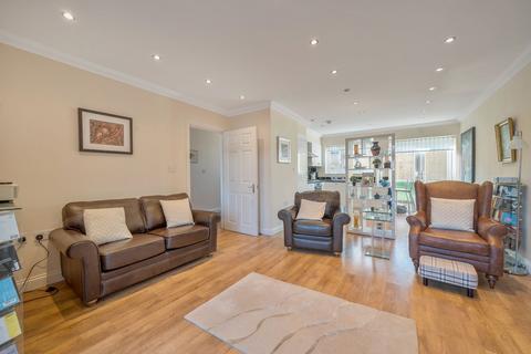 38a Beverley Road, Whyteleafe, CR3 0DT
