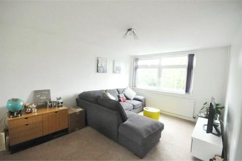 3 bedroom apartment for sale, St Vincent Road, WALTON-ON-THAMES, Surrey, KT12