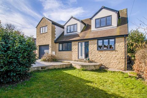 5 bedroom detached house for sale, The Nooking, Wakefield WF2