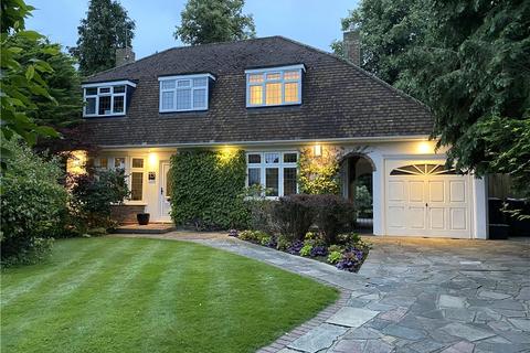 3 bedroom detached house for sale, Marlowe Close, Chislehurst