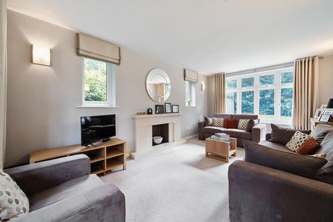 3 bedroom detached house for sale, Marlowe Close, Chislehurst