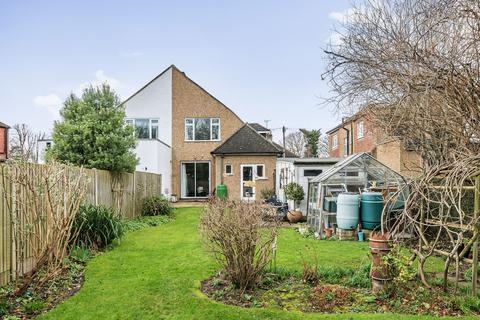 3 bedroom semi-detached house for sale, Annes Walk, Caterham CR3