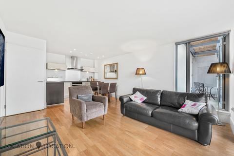 1 bedroom flat for sale, Highbury Stadium Square, London, N5