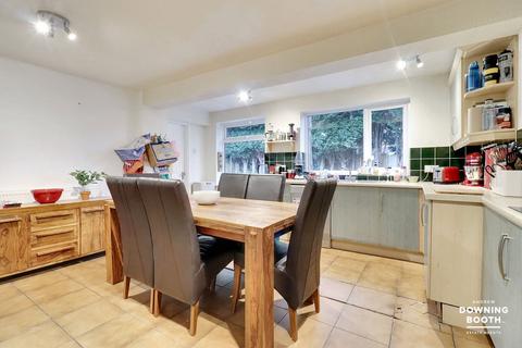 1 Francis Road, Lichfield, WS13 7JX