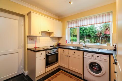 3 bedroom semi-detached house for sale, The Spinney, Wakefield WF2