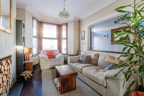 132 Arran Street, Cardiff, CF24 3HU