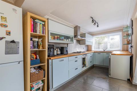 132 Arran Street, Cardiff, CF24 3HU