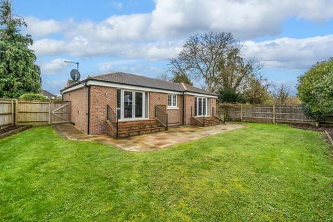 2 bedroom bungalow for sale, Russington Road, Shepperton, TW17