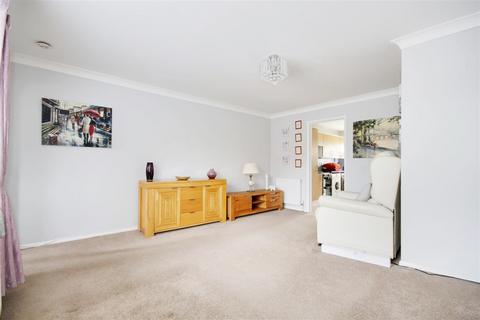 2 bedroom maisonette for sale, Perram Close, Broxbourne