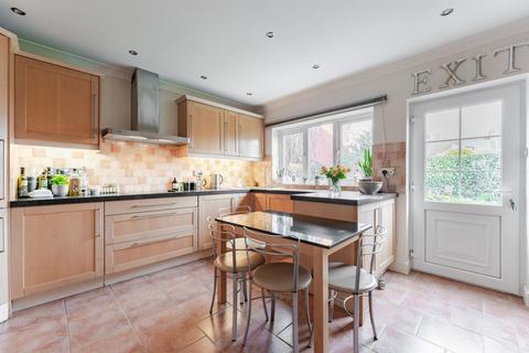 4 bedroom detached house for sale, Arlington Lane, Norwich