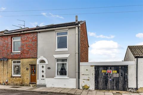 3 bedroom end of terrace house for sale, Malta Road, Portsmouth