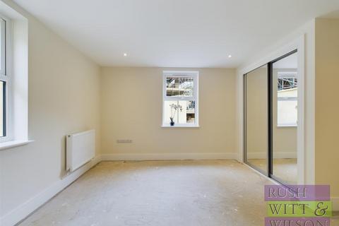 2 bedroom apartment to rent, Victoria House, Monument Way, St. Leonards-On-Sea