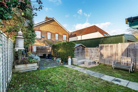 2 bedroom maisonette for sale, BARNETT WOOD LANE, ASHTEAD, KT21