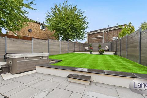 undefined, Spicersfield, Cheshunt