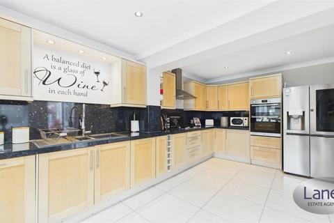 undefined, Spicersfield, Cheshunt