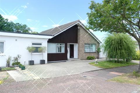 2 Phoenix Drive, Keston, BR2 8HS