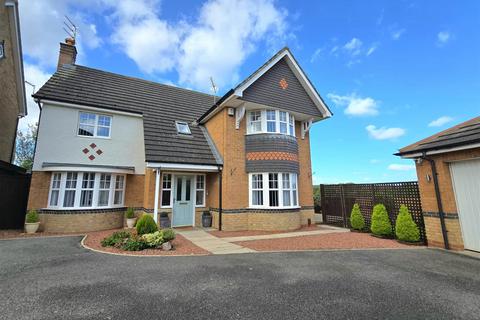 4 bedroom detached house to rent, Stonebridge Crescent, Ingleby Barwick