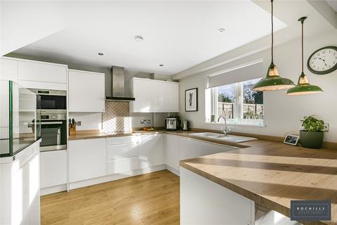 33 Down Street, West Molesey, KT8 2SY