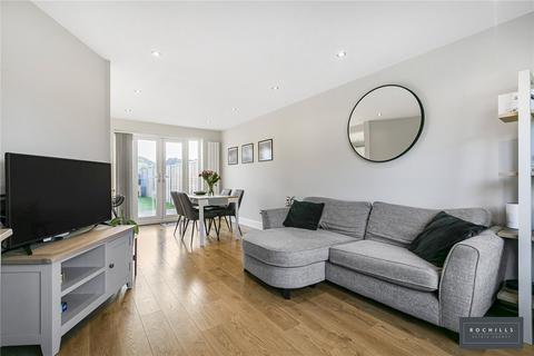 33 Down Street, West Molesey, KT8 2SY