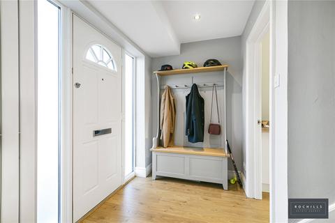 33 Down Street, West Molesey, KT8 2SY