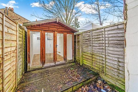 undefined, Byegrove Road, Colliers Wood SW19