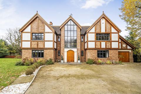 Mooring Church Road, Chelsfield, Orpington, BR6 7SN