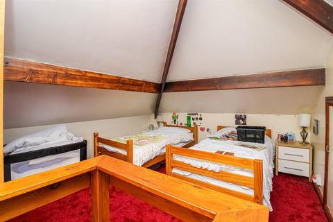 264 Standbridge Lane, Crigglestone, Wakefield, WF4 3JA