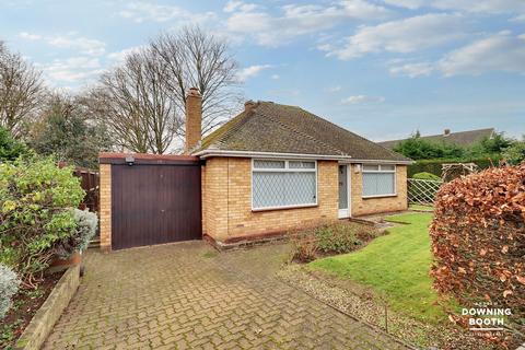 2 bedroom detached bungalow for sale, Mallicot Close, Lichfield WS13