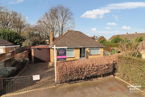 2 bedroom detached bungalow for sale, Mallicot Close, Lichfield WS13