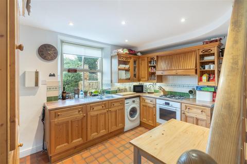 2 bedroom end of terrace house for sale, High Street, Wetherby LS23