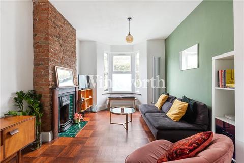 4 bedroom terraced house for sale, Station Crescent, London, N15