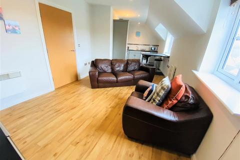 2 bedroom apartment to rent, Juniper Court, Northowram, Halifax