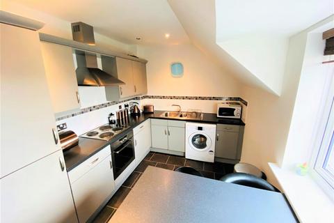 2 bedroom apartment to rent, Juniper Court, Northowram, Halifax