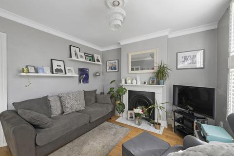 2 bedroom terraced house for sale, Whitmore Street, Maidstone, Kent, ME16 8JU