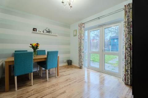 4 bedroom semi-detached house for sale, Springfield Avenue, Sedgley