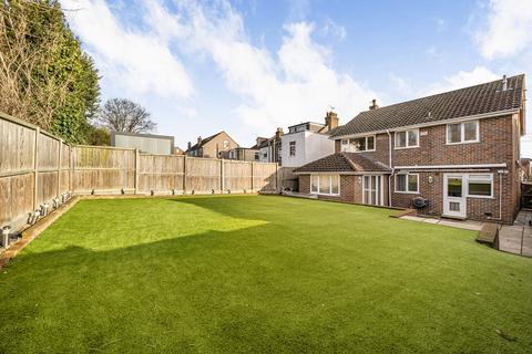 4 bedroom detached house for sale, Plantation Road, Hextable, Swanley