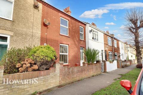 3 bedroom terraced house for sale, Wellington Road, Lowestoft