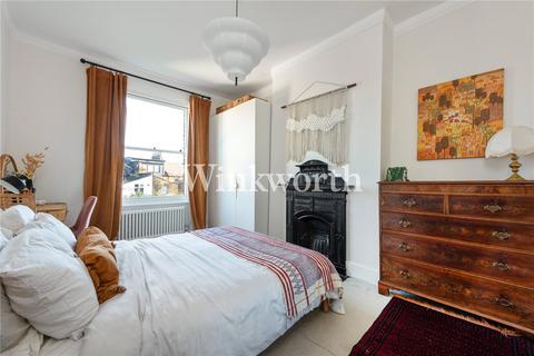 3 bedroom apartment for sale, Terront Road, London, N15