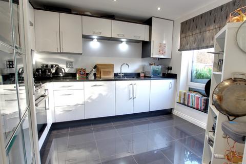 3 bedroom end of terrace house for sale, JERSEY CRESCENT, WATERLOOVILLE