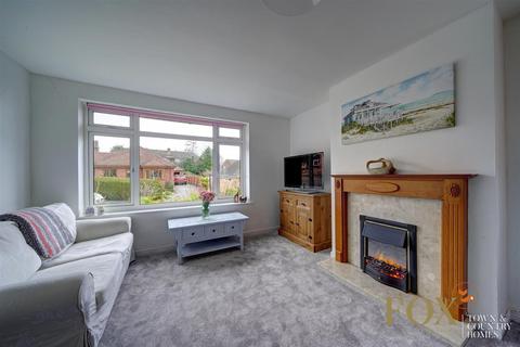 2 bedroom detached bungalow for sale, Mayflower Close, Barnards Green, Malvern WR14