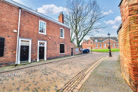 4 bedroom semi-detached house for sale, Castle View, Leicester