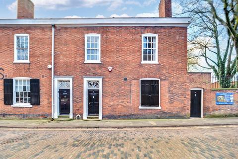 4 bedroom semi-detached house for sale, Castle View, Leicester