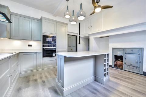 5 Castle View, Leicester, LE1 5WH