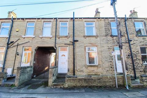 2 bedroom townhouse for sale, Wensley Street, Wakefield WF4